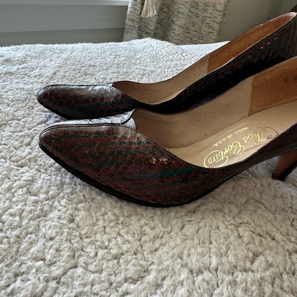 Thos Cort Ltd. Authentic Vintage rare heels. Genuine reptile - Picture 12 of 12
